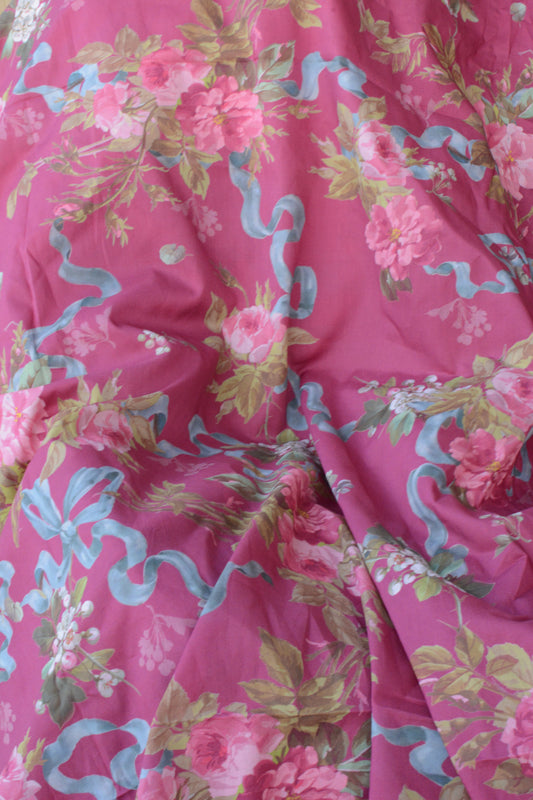 Ribbons and roses fuschia -  - Flora Fabrics